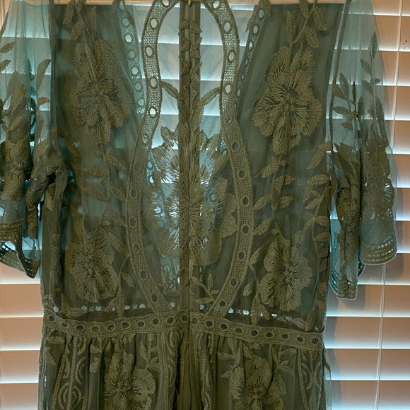 One piece - Picture 4 of 8